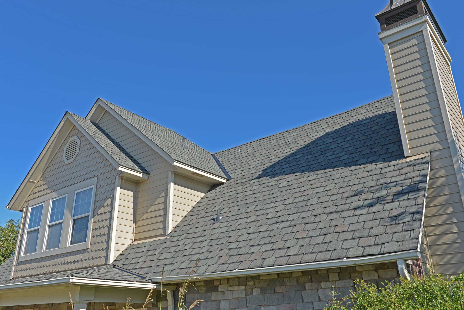 RentalHouse2 Capstone Roofing